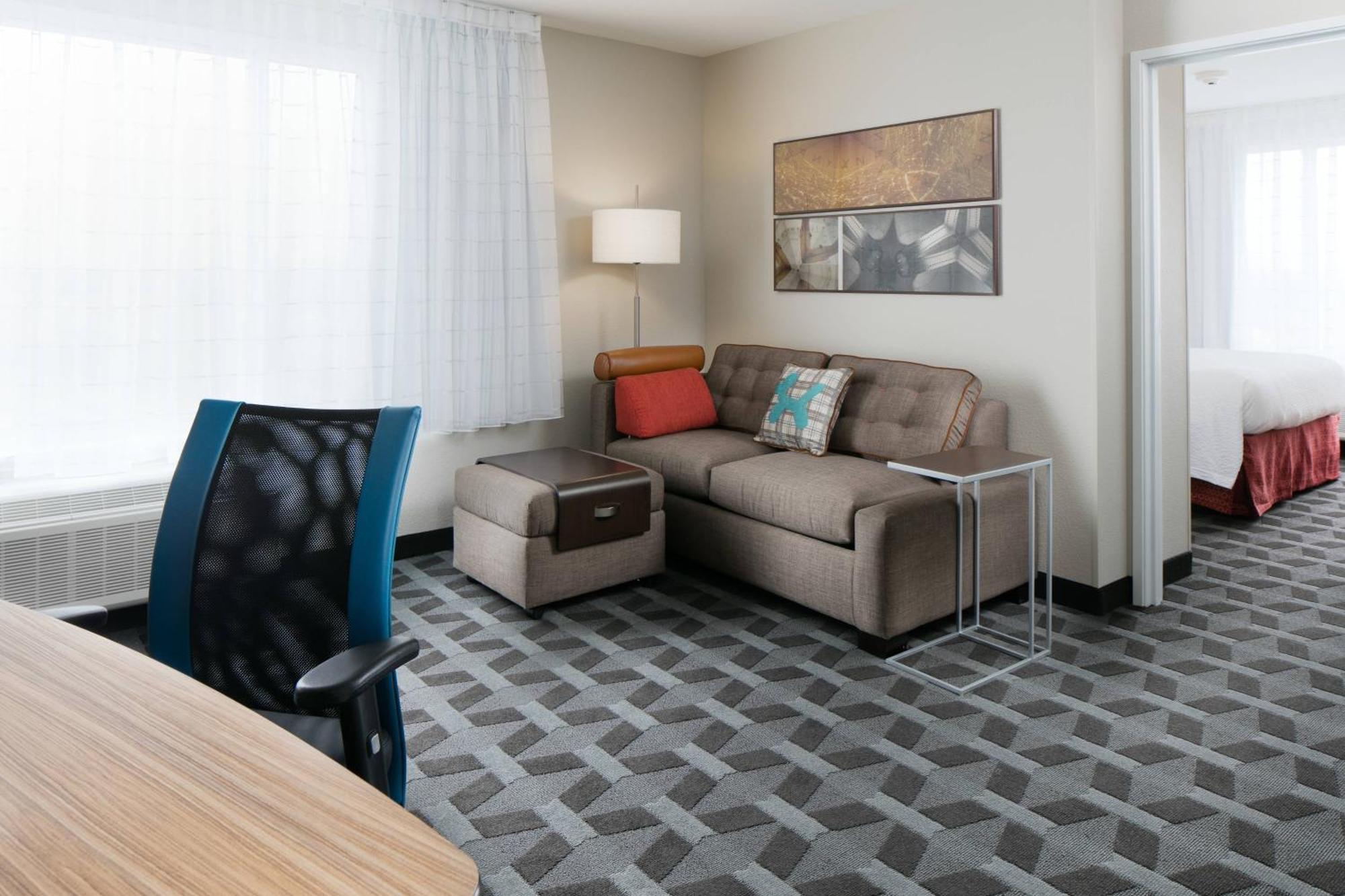 Towneplace Suites By Marriott Kansas City Airport Exterior foto