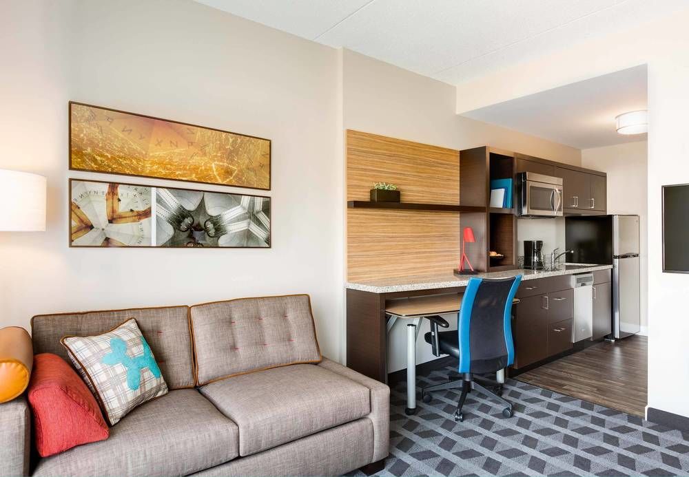 Towneplace Suites By Marriott Kansas City Airport Exterior foto